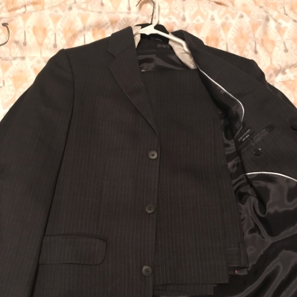 Structure 100% wool suit